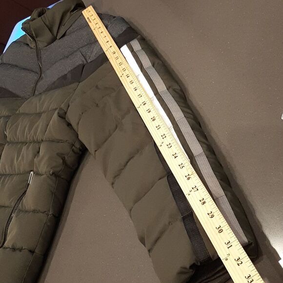 Outdoor Black and Gray Puffer Jacket - Picture 14 of 15